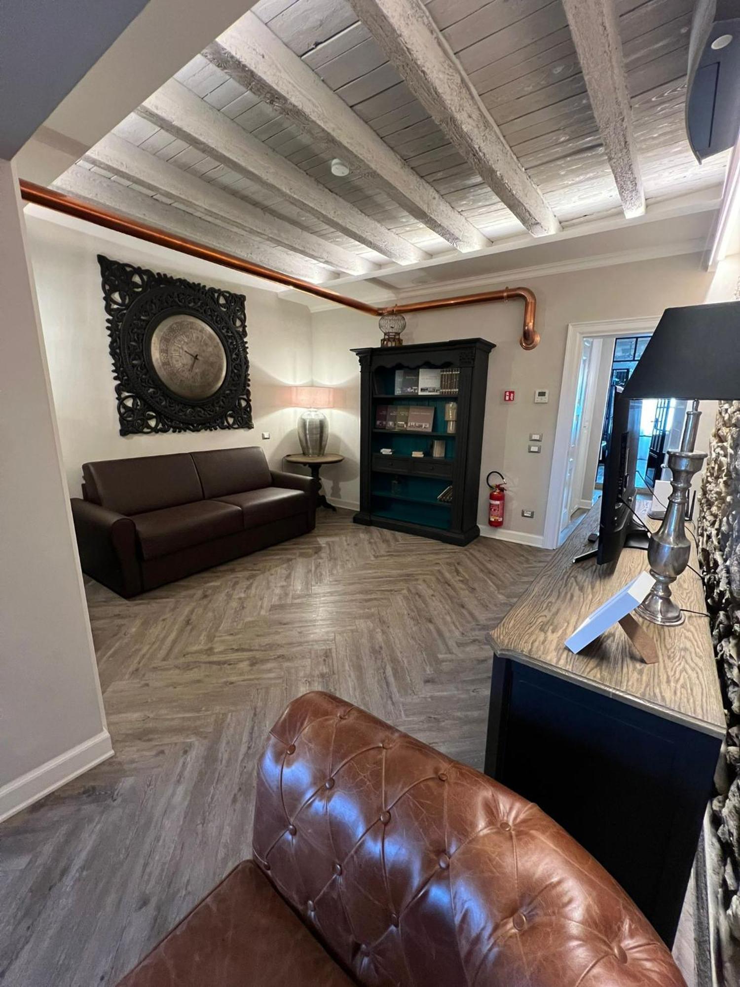 La Vite 2.0 Apartments Desenzano del Garda Bagian luar foto