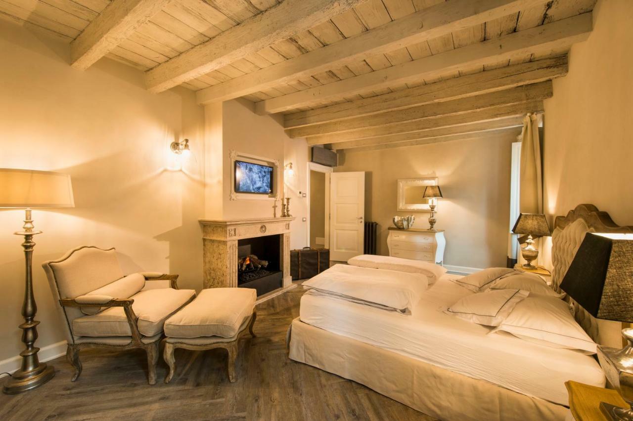 La Vite 2.0 Apartments Desenzano del Garda Bagian luar foto