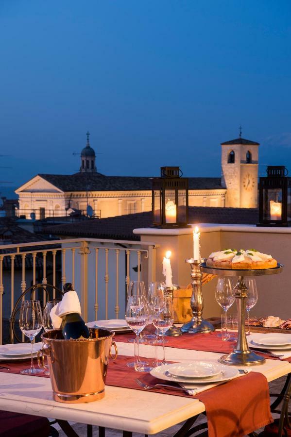 La Vite 2.0 Apartments Desenzano del Garda Bagian luar foto